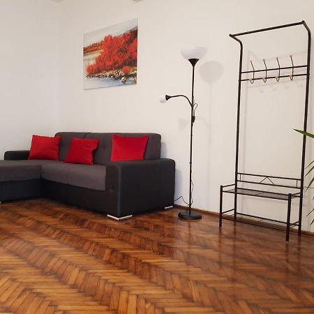 Casa Milan Leilighet Oradea Eksteriør bilde